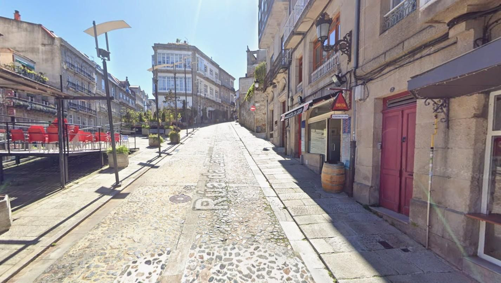 La calle Laxe estará cortada hasta el 30 abril por obras.