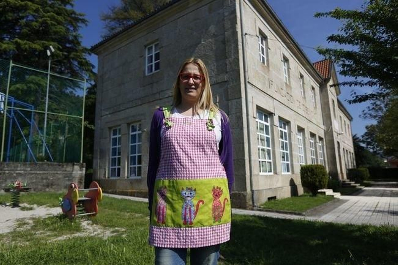 María Pereira sustitúe durante parte deste curso á profesora titular de Punxín, Pura Álvarez.