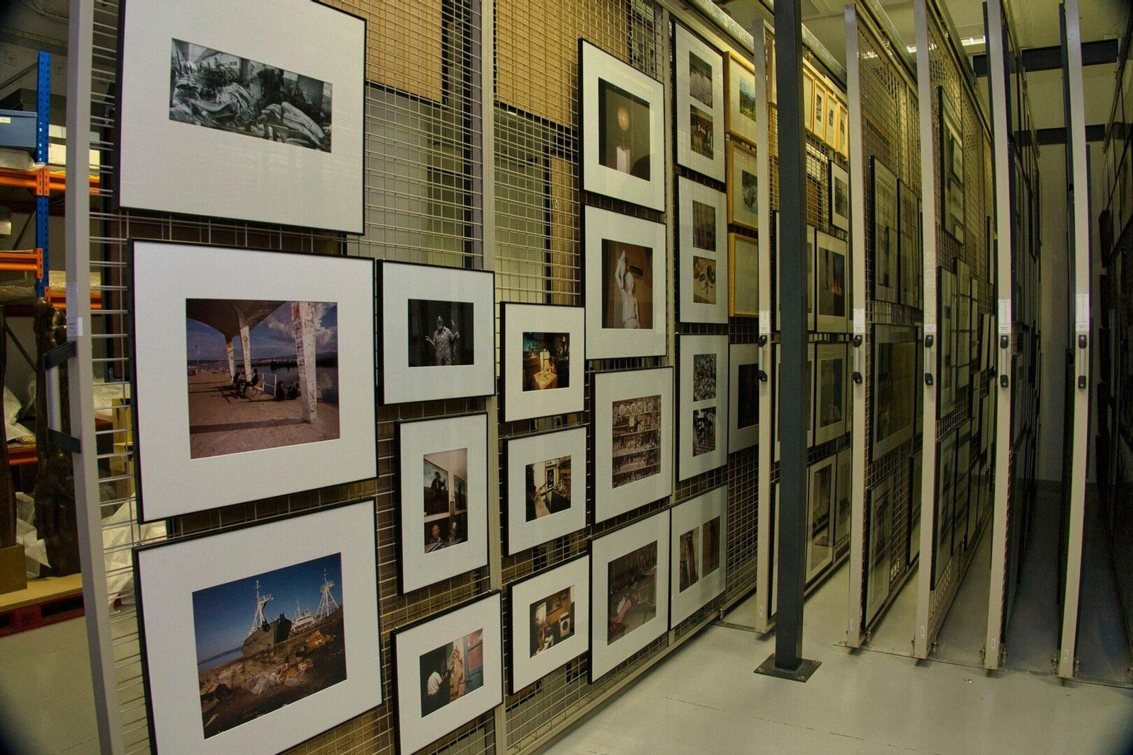 Colección de fondos pictóricos del Marco.