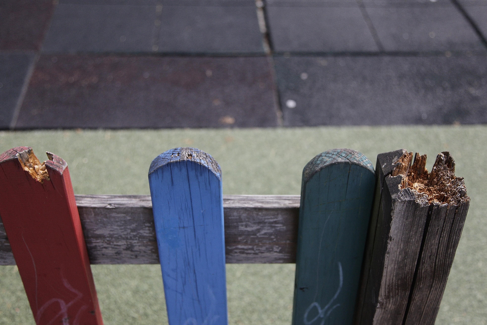 Abandono en el parque de las Zapatillas.