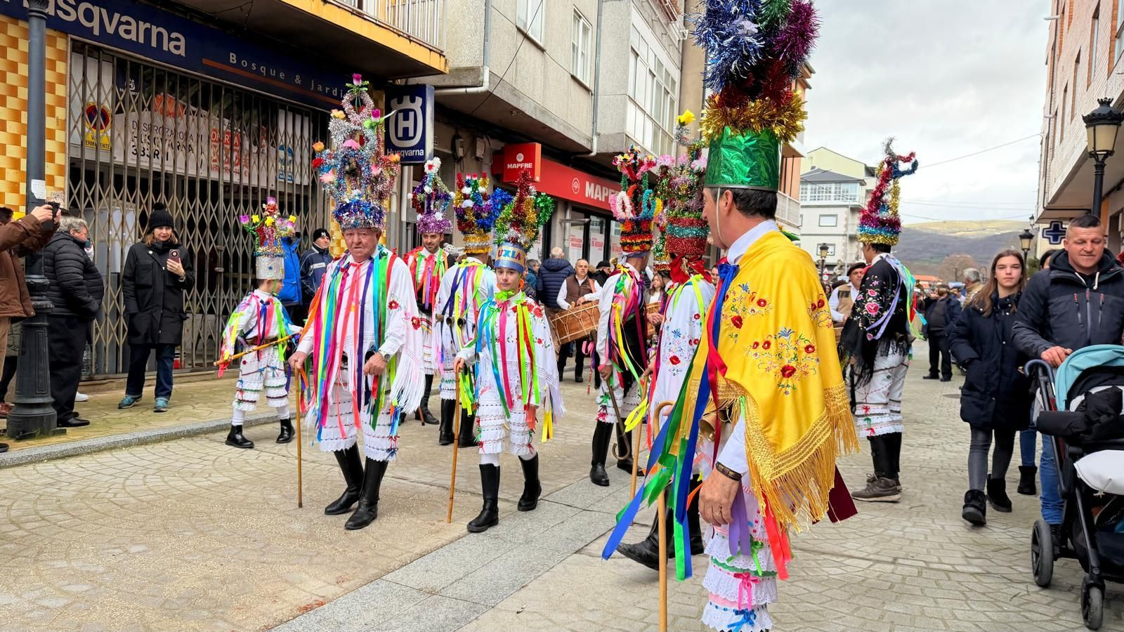 Galería | La androlla es la gran reina de Viana en su Domingo Gordo