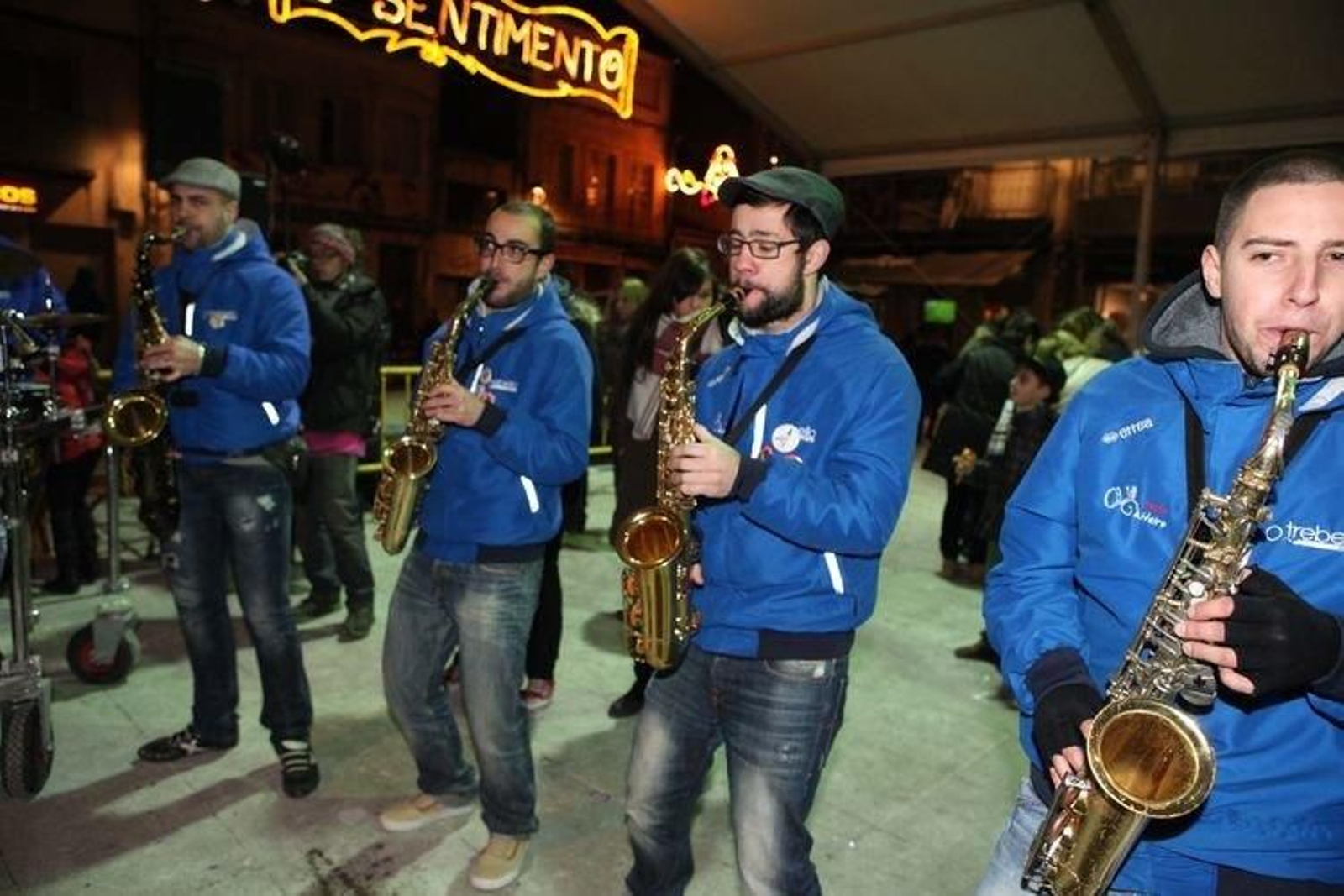 18.02.15.XINZO.PLAZA.MAIOR.ENTERRO.SARDIÑA.