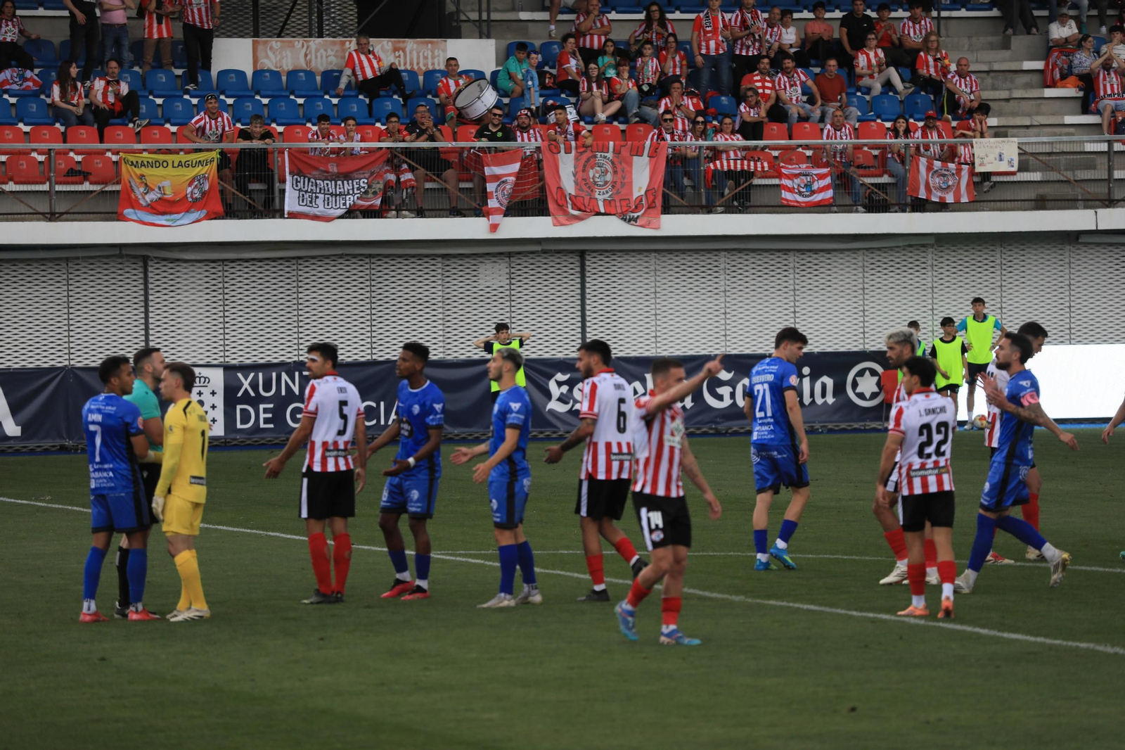 Galería | El Estadio de O Couto vive otra derrota, polémica, del Ourense CF