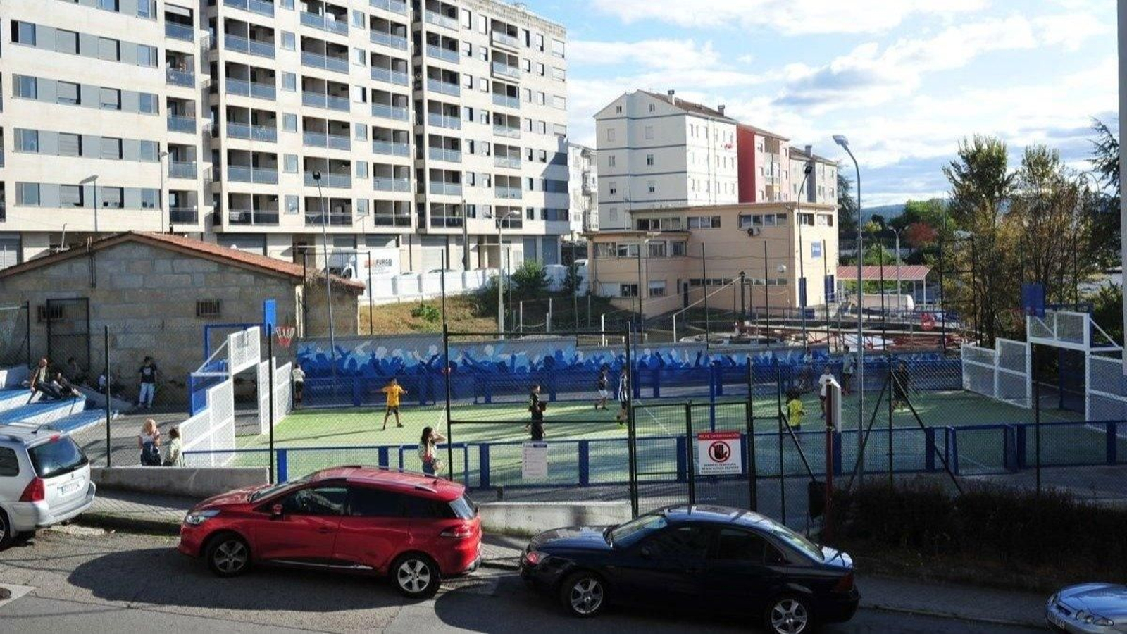 Partido vespertino en la cancha de Cruz Alta. (Foto: José Paz)