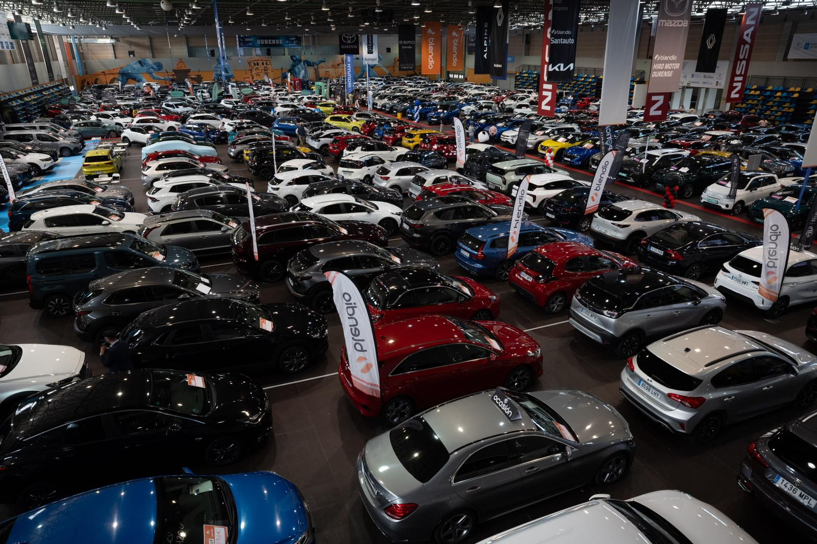 Muestra de coches a la venta en Expourense.
