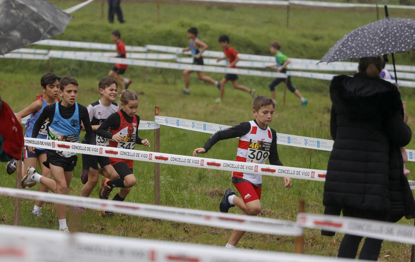Galería | Pequeños y mayores se divierten en el Cross Belarmino Alonso