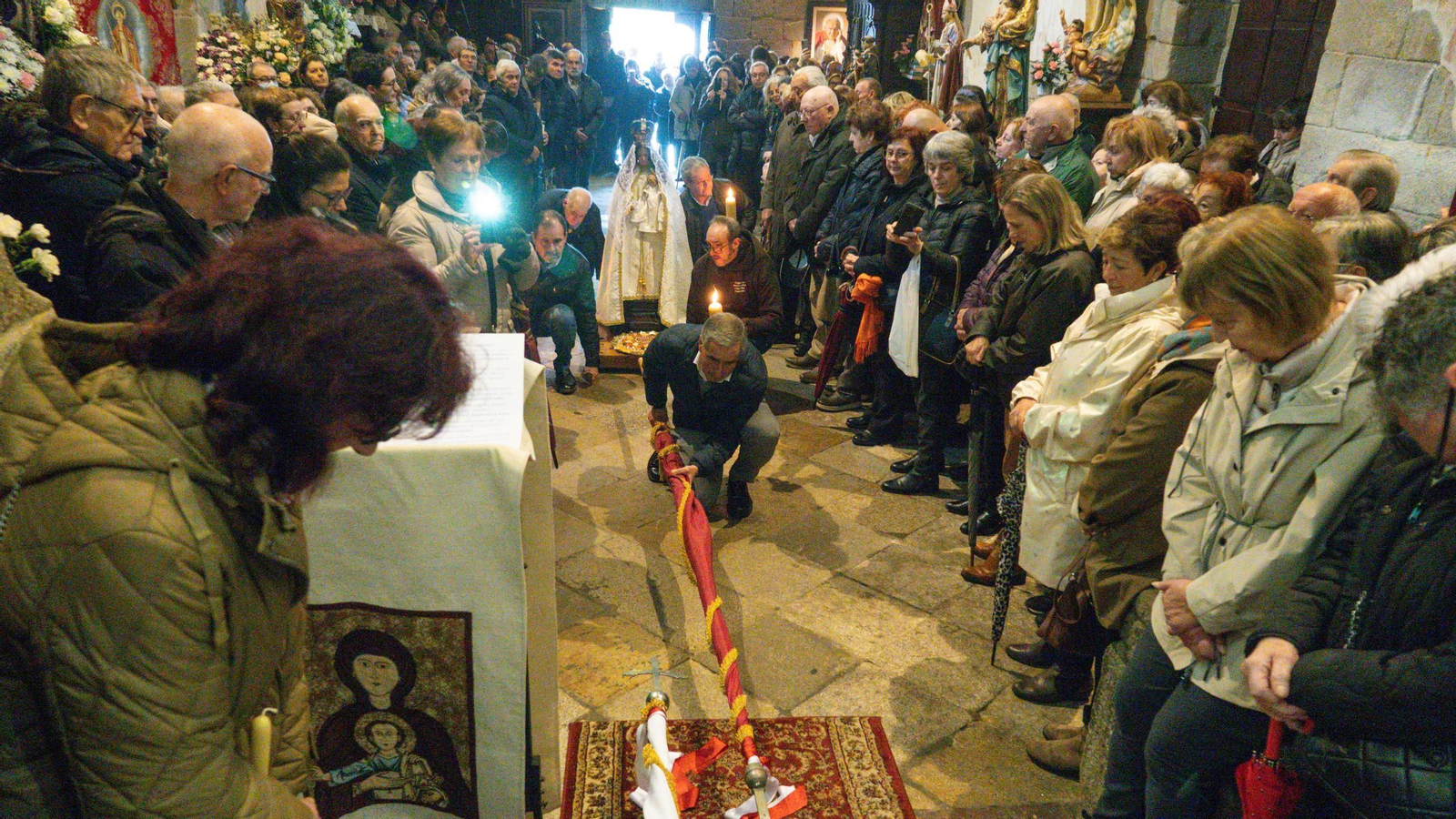 Galería | Vigo celebra As Candelas pese a la lluvia