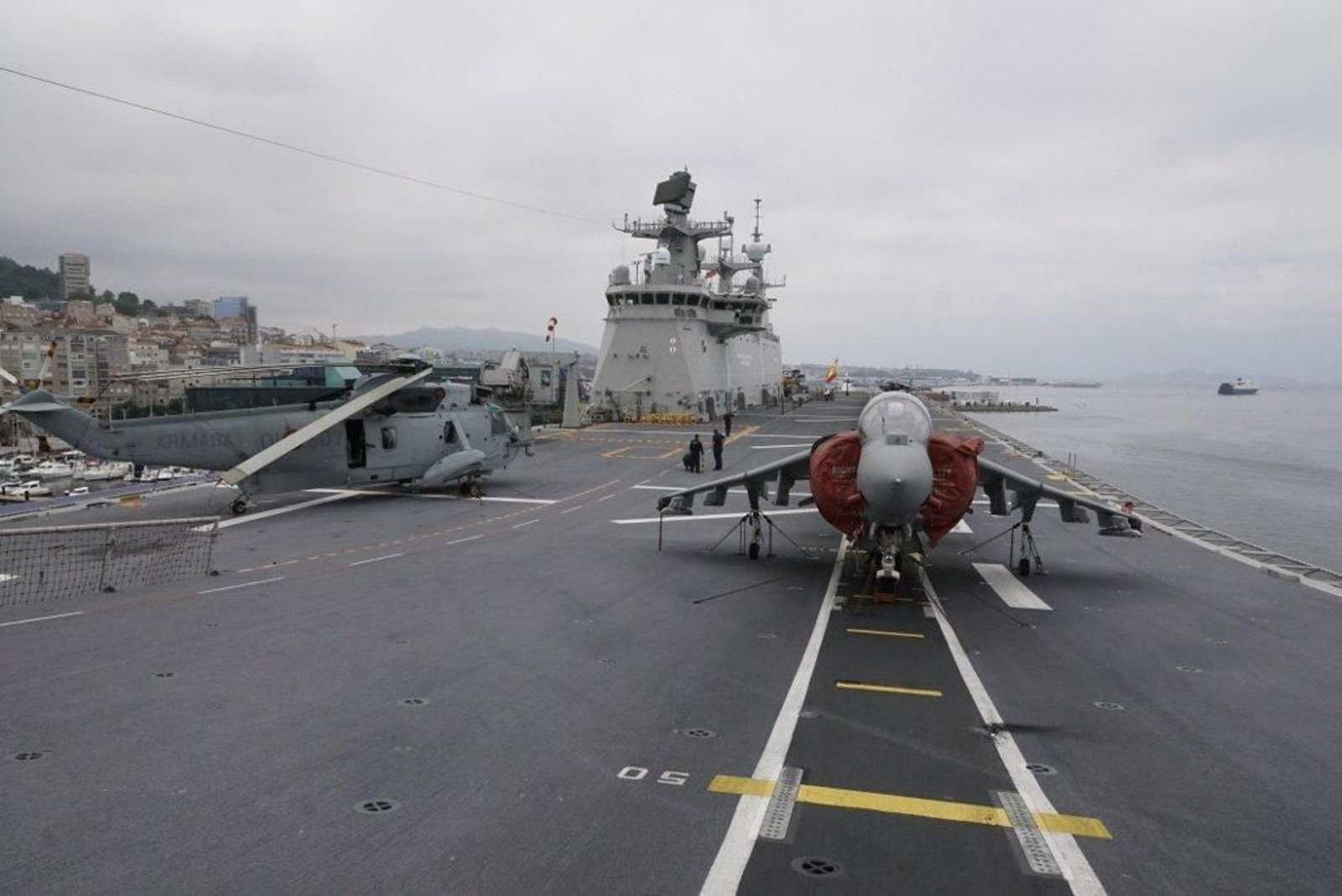 El portaviones Juan Carlos I en Vigo  (90) (1024x684)