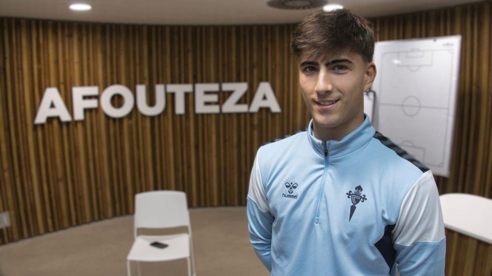 El jugador de Poio no siente la presión del salto hasta Primera División.