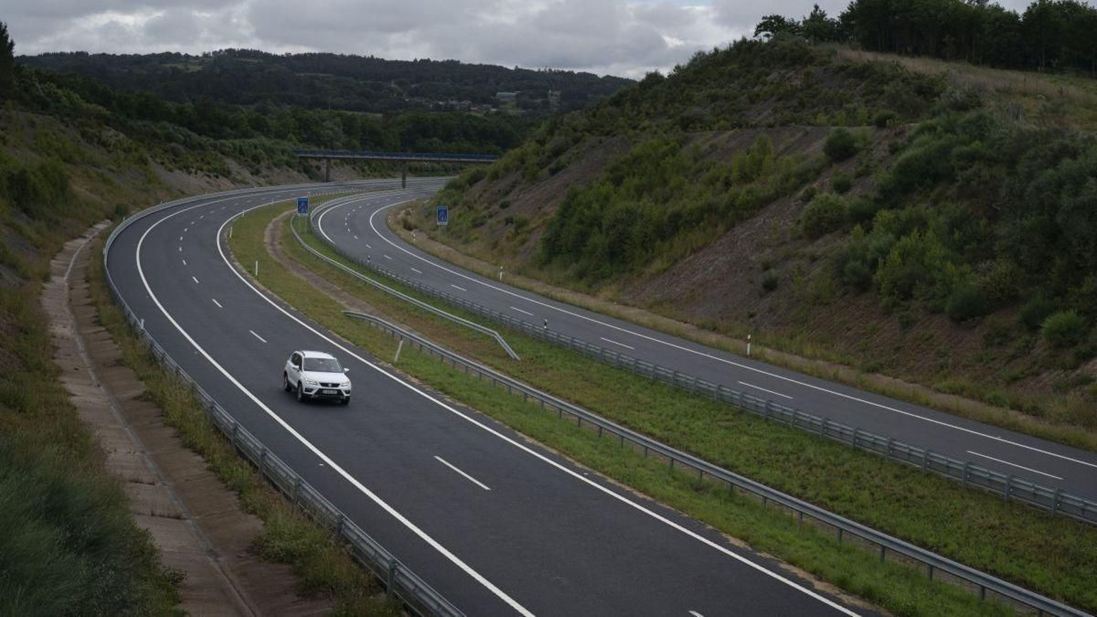El único tramo abierto de la A-56, entre San Martiño y A Barrela.