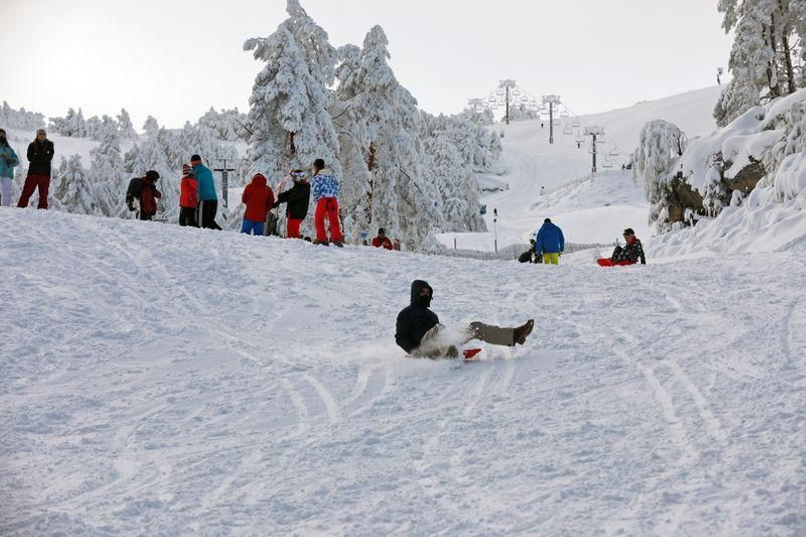 Una jornada en la nieve en Manzaneda (JOSÉ PAZ)