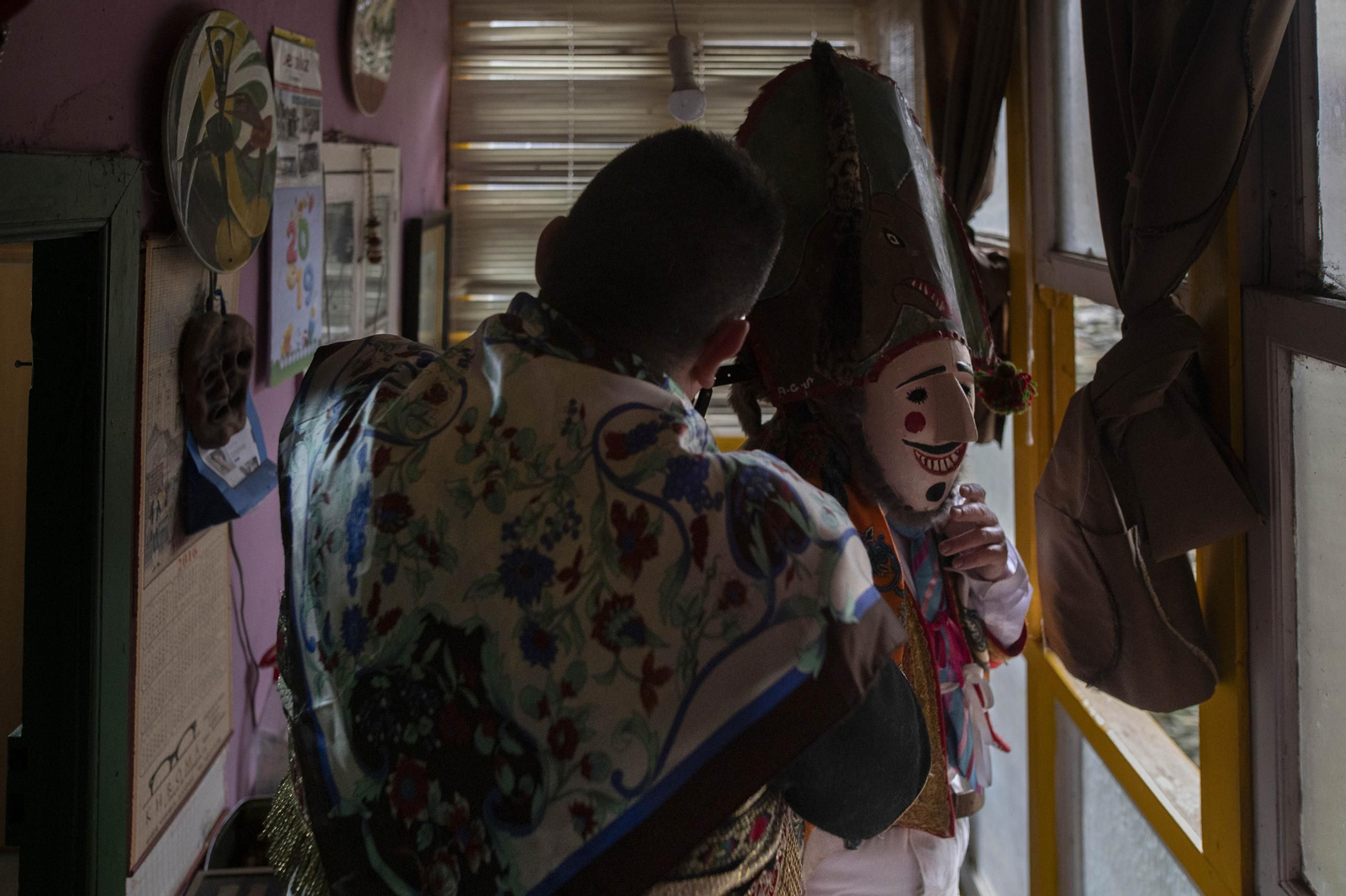 Galería | Los Felos llevan sus trastadas y travesuras a la sierra de Maceda