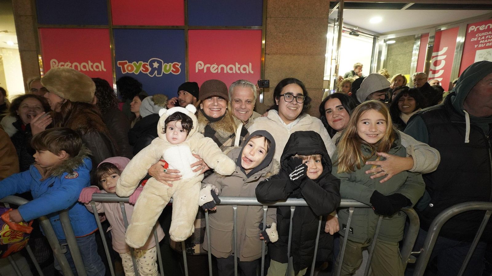 Galería | La Cabalgata de Reyes llena la ciudad de magia