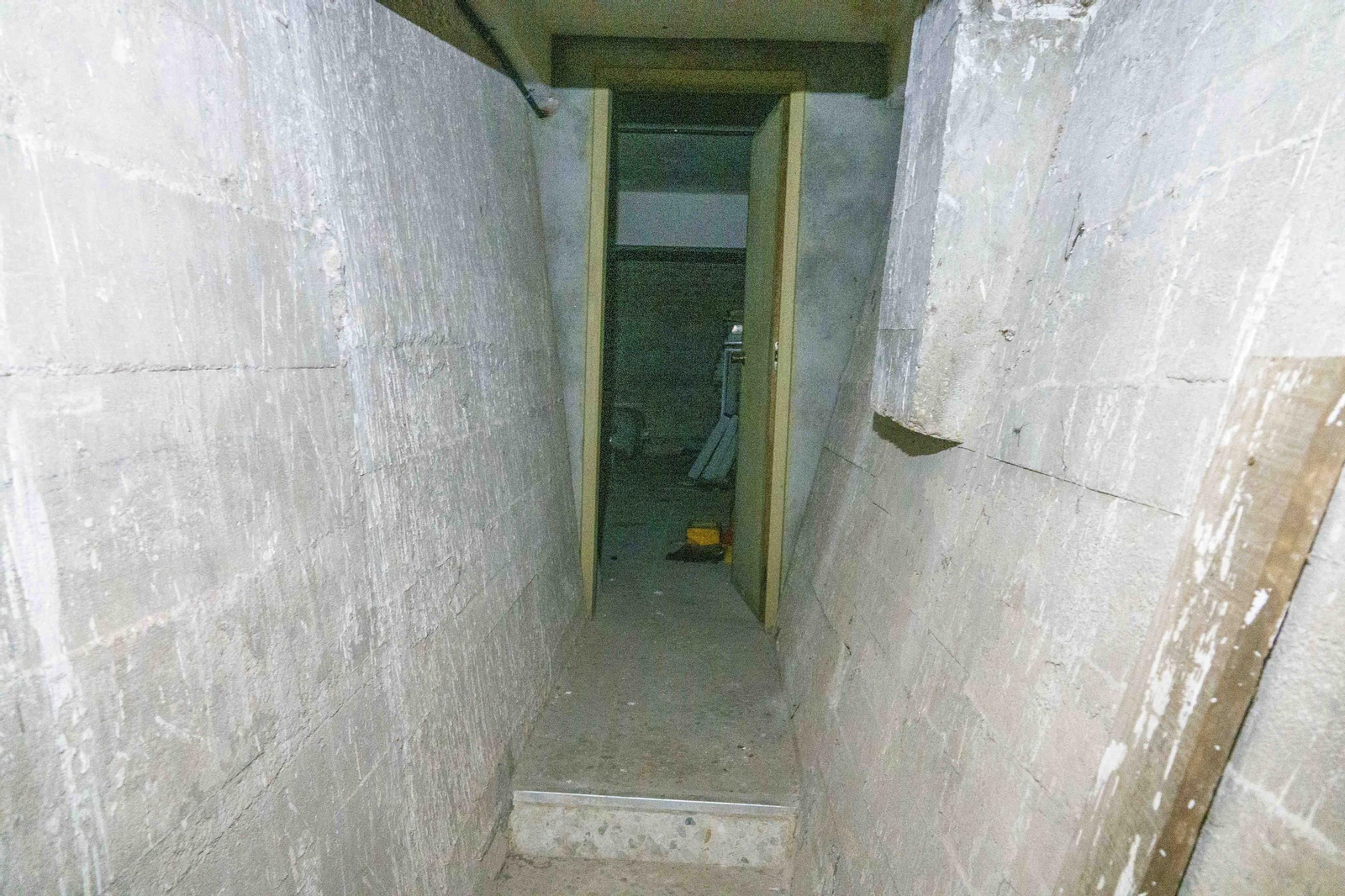 Galería | El interior del búnker nuclear que se esconde en O Castro