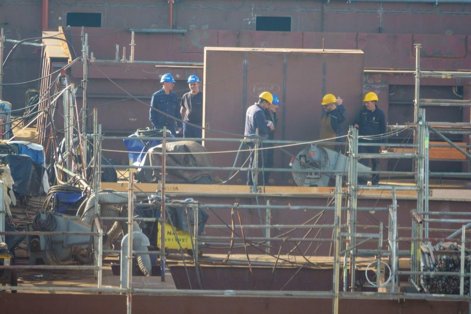 Trabajadores del sector naval en Vigo.