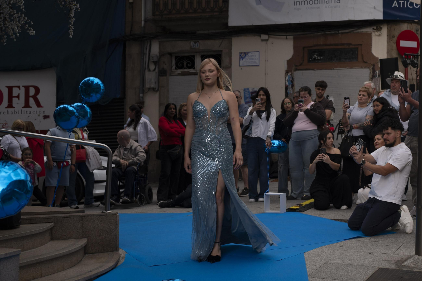 Galería | Ourense sale de compras nocturnas en la Shopping Night
