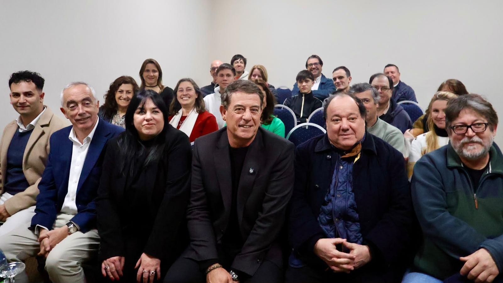 El líder del PSdeG, José Ramón Gómez Besteiro, en Uruguay
