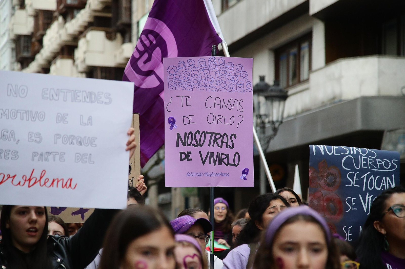 Galería |  Las mujeres salen a las calles de Ourense: feminismo y revolución