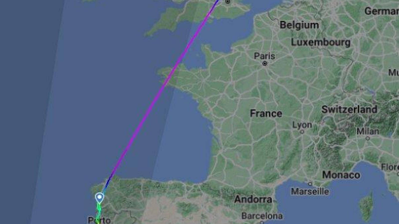 El trayecto del avión de Londres. // Fligthradar