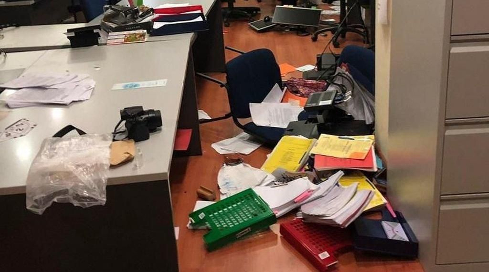 El hombre que entró en los juzgados arrasó las dependencias de Violencia sobre la Mujer.