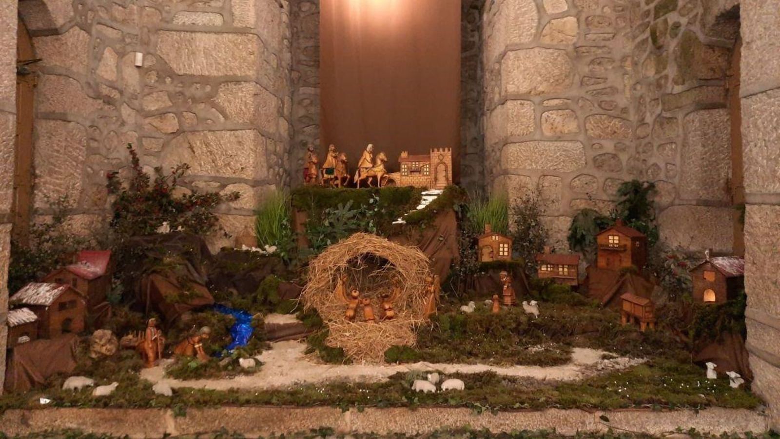 Belén de la Iglesia de la Veracruz en Carballiño.