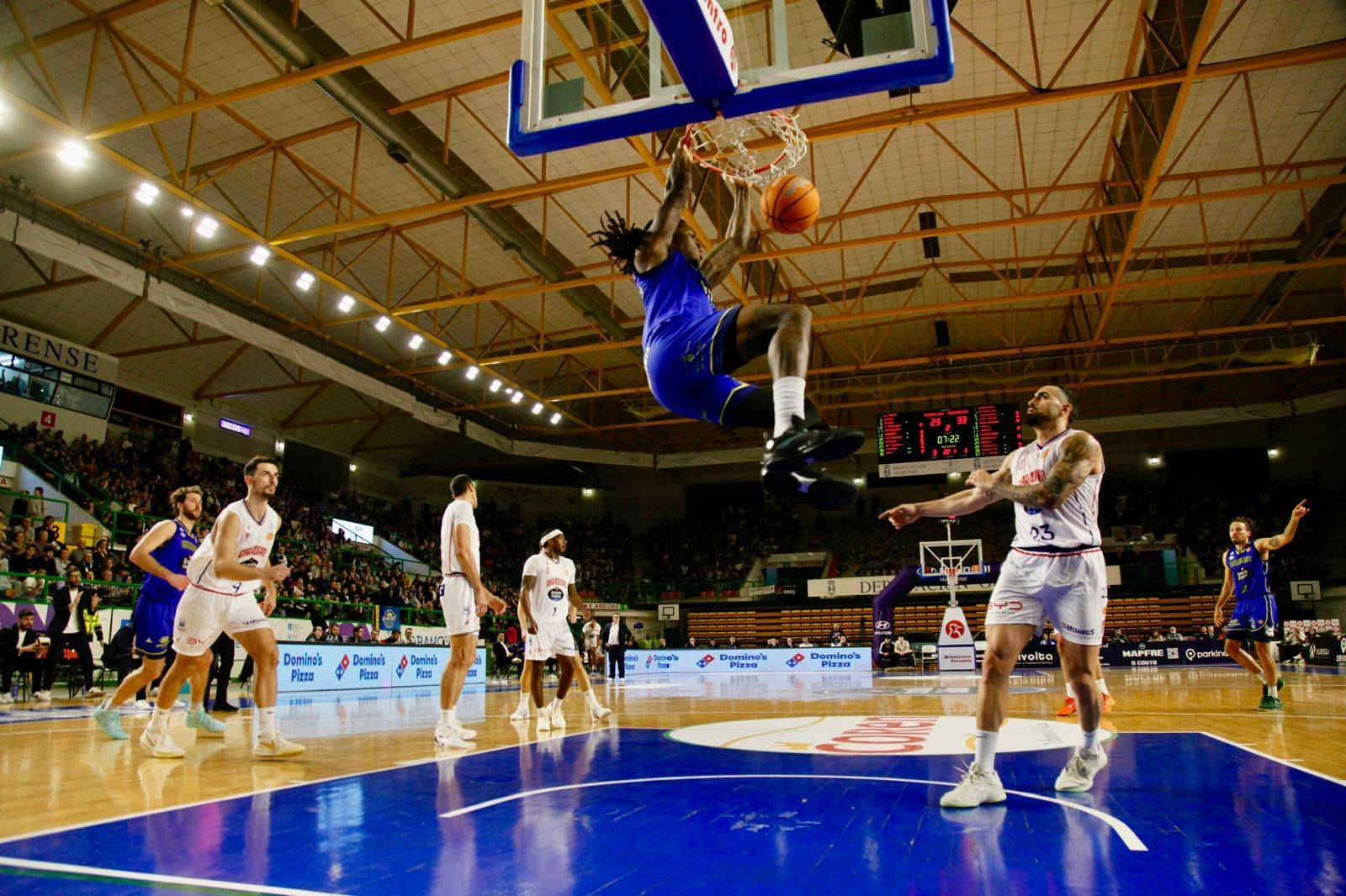 Galería | Tarde de baloncesto y derbi gallego en el Pazo, en imágenes