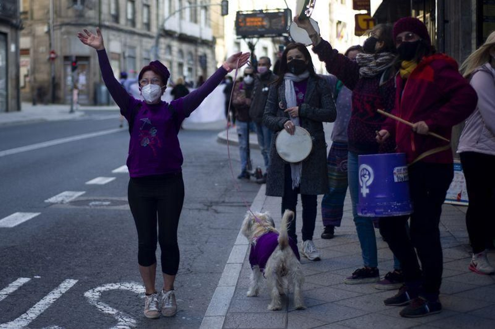 La manifestación del 8-0 recorre las calles de Ourense // FOTO: MARTIÑO PINAL