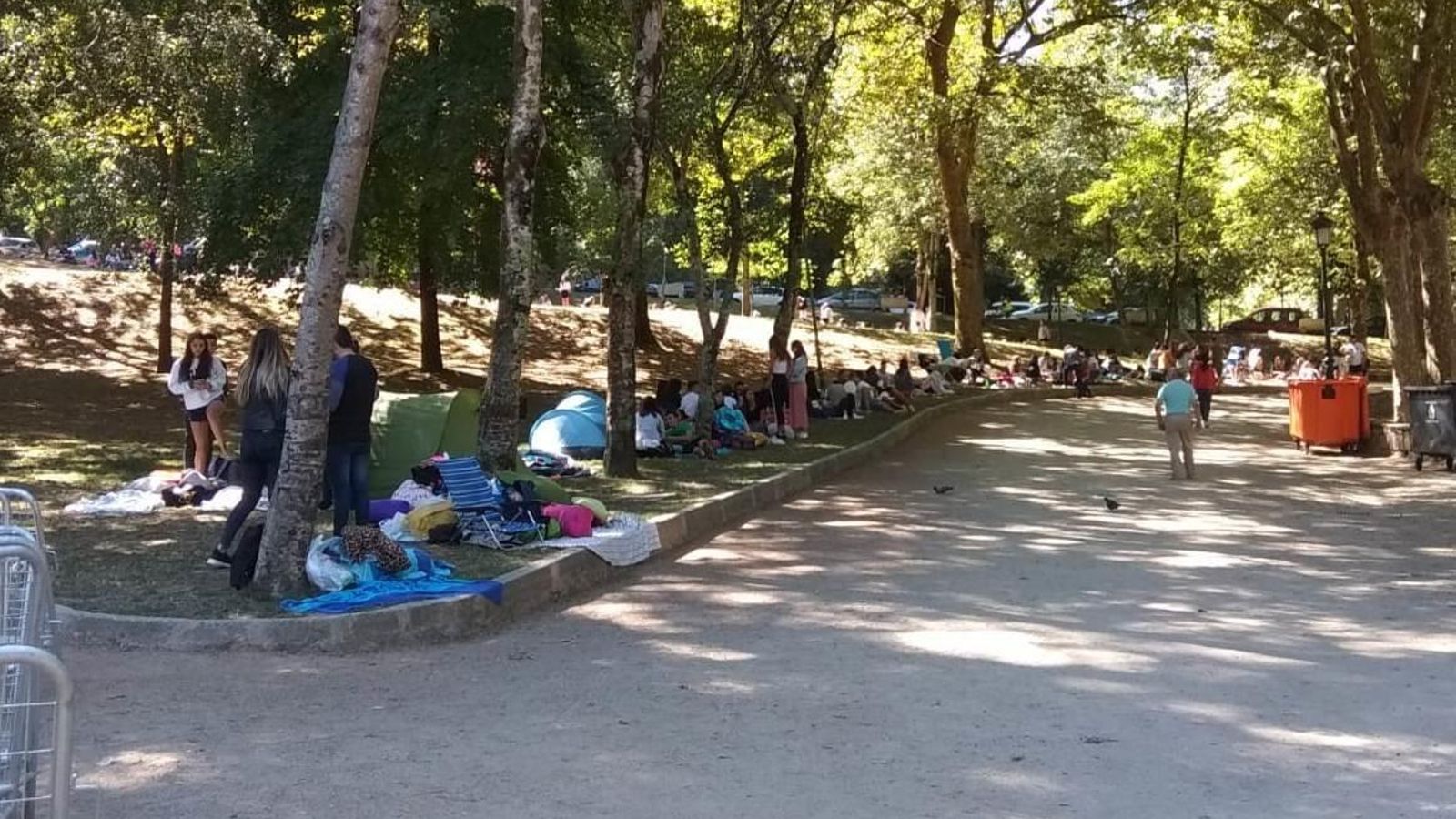 Los fans de "OT" pasron la noche en Castrelos