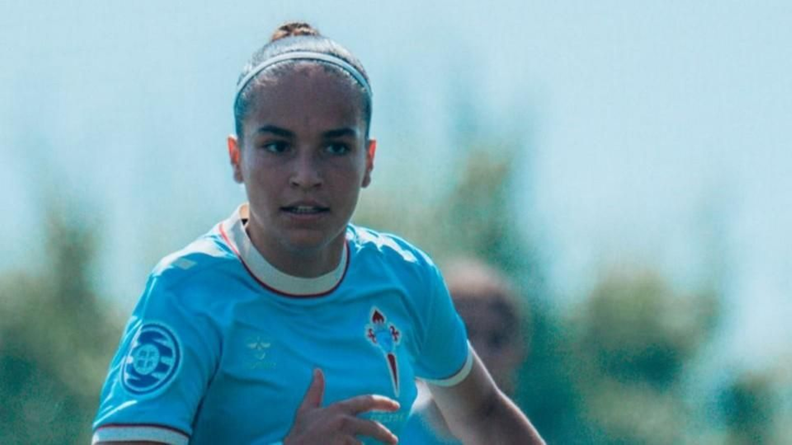 Nara Fernández en el primer amistoso de la pretemporada.