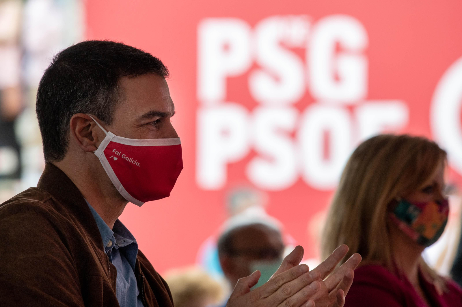 OURENSE (XARDÍNS DO POSÍO). 27/06/2020. OURENSE. El presidente del gobierno, Pedro Sánchez, acompaña al candidato a la Xunta de Galicia, Gonzalo Caballero y a Marina Ortega en un mitin del PSdeG-PSOE. FOTO: ÓSCAR PINAL

Pedro Sánchez