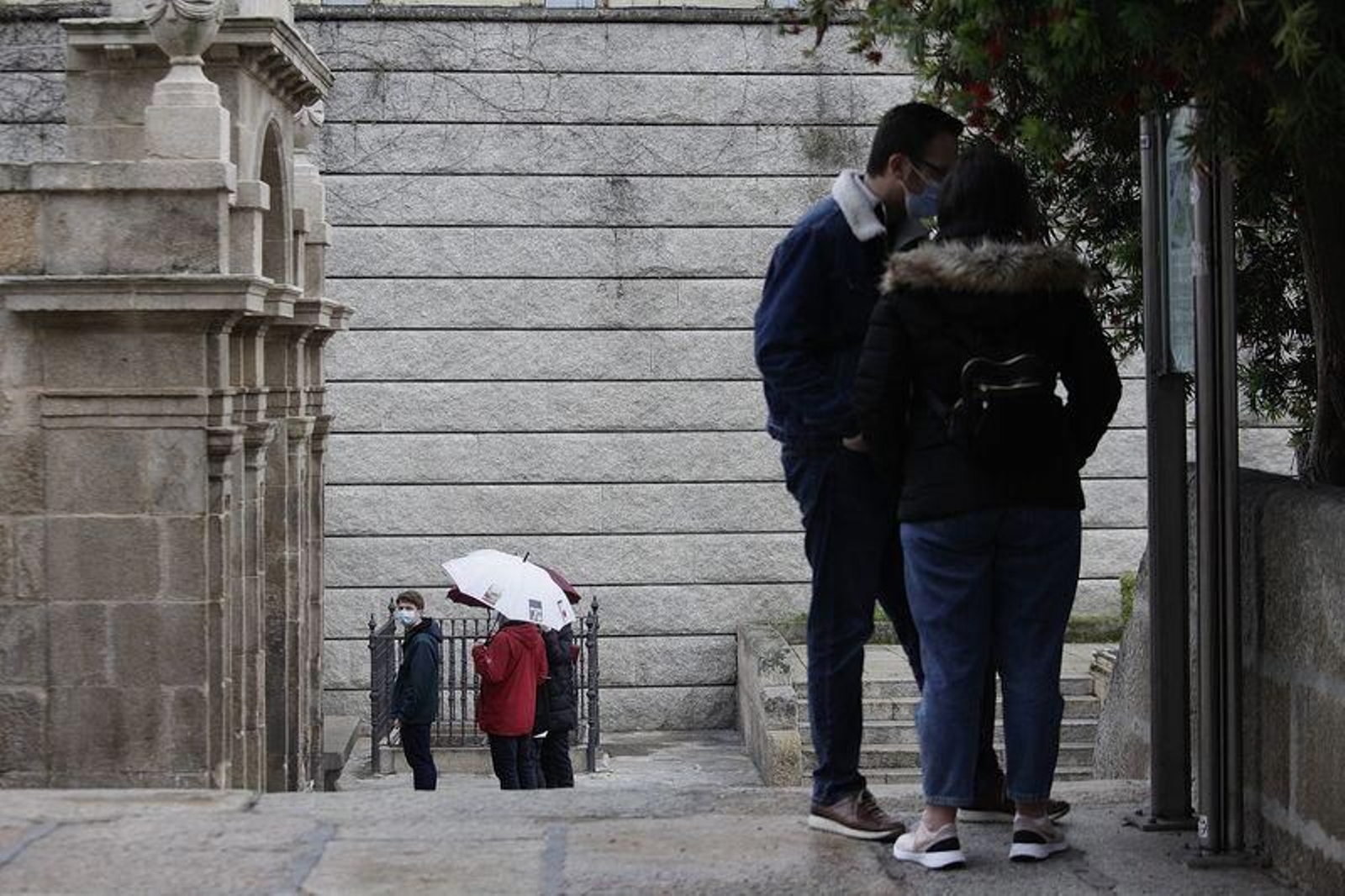 Puente pasado por agua en Ourense // FOTO: MIGUEL ÁNGEL