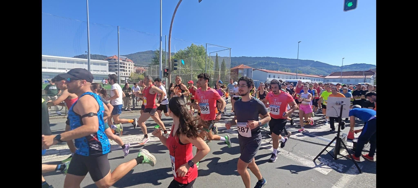 Salida de una de las carreras en los jardines de A Xunqueira.