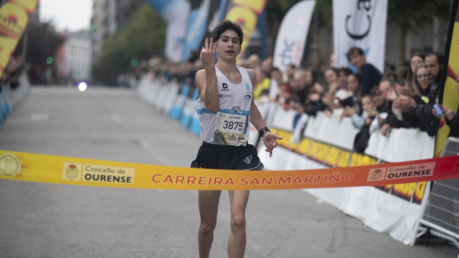 Galería | Ourense disfruta un año más de la Carrera de San Martiño