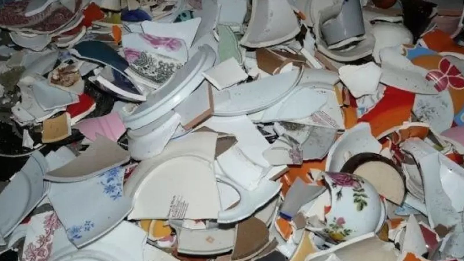 Platos rotos en la Nochevieja Dinamarca