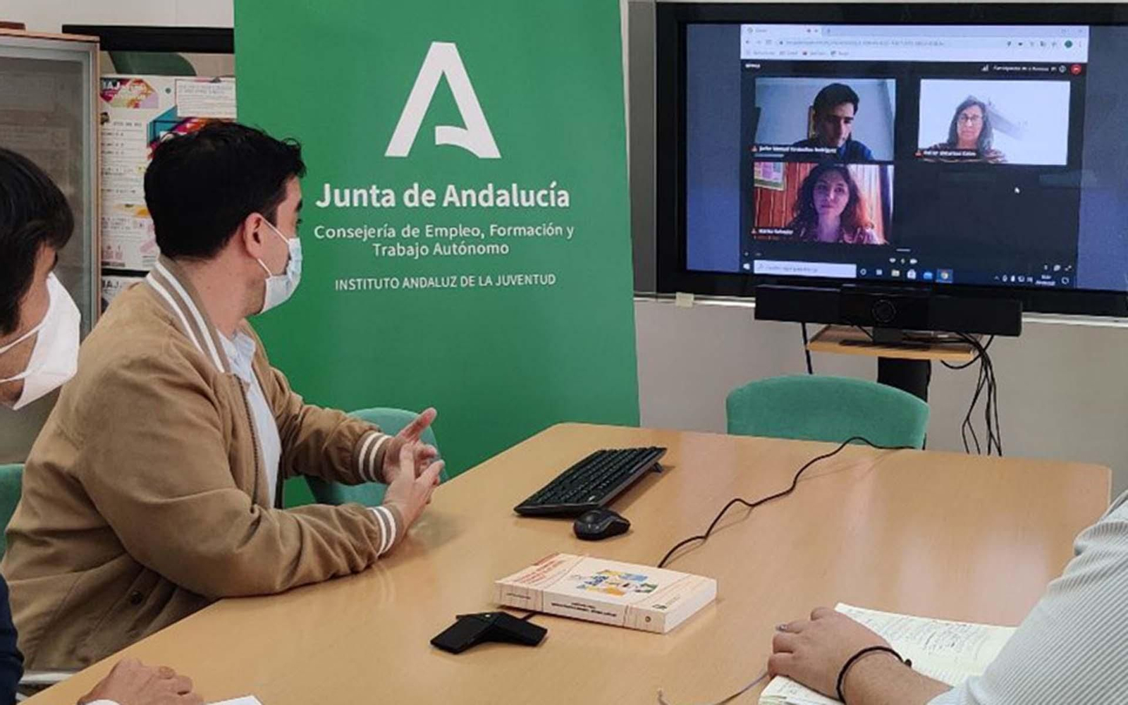 Responsables del IAJ conversan por videoconferencia con los nuevos embajadores europeos de la juventud