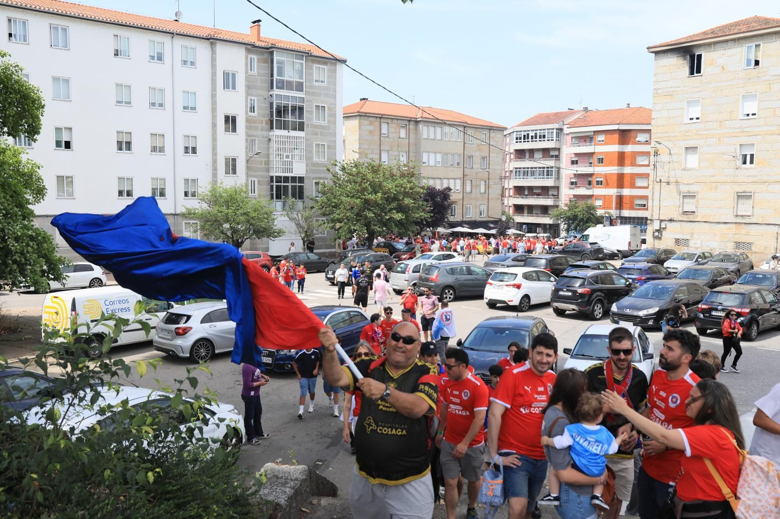 Galería | La UD Ourense quiere llegar a Primera Federación y la afición se vuelca con el equipo en O Couto