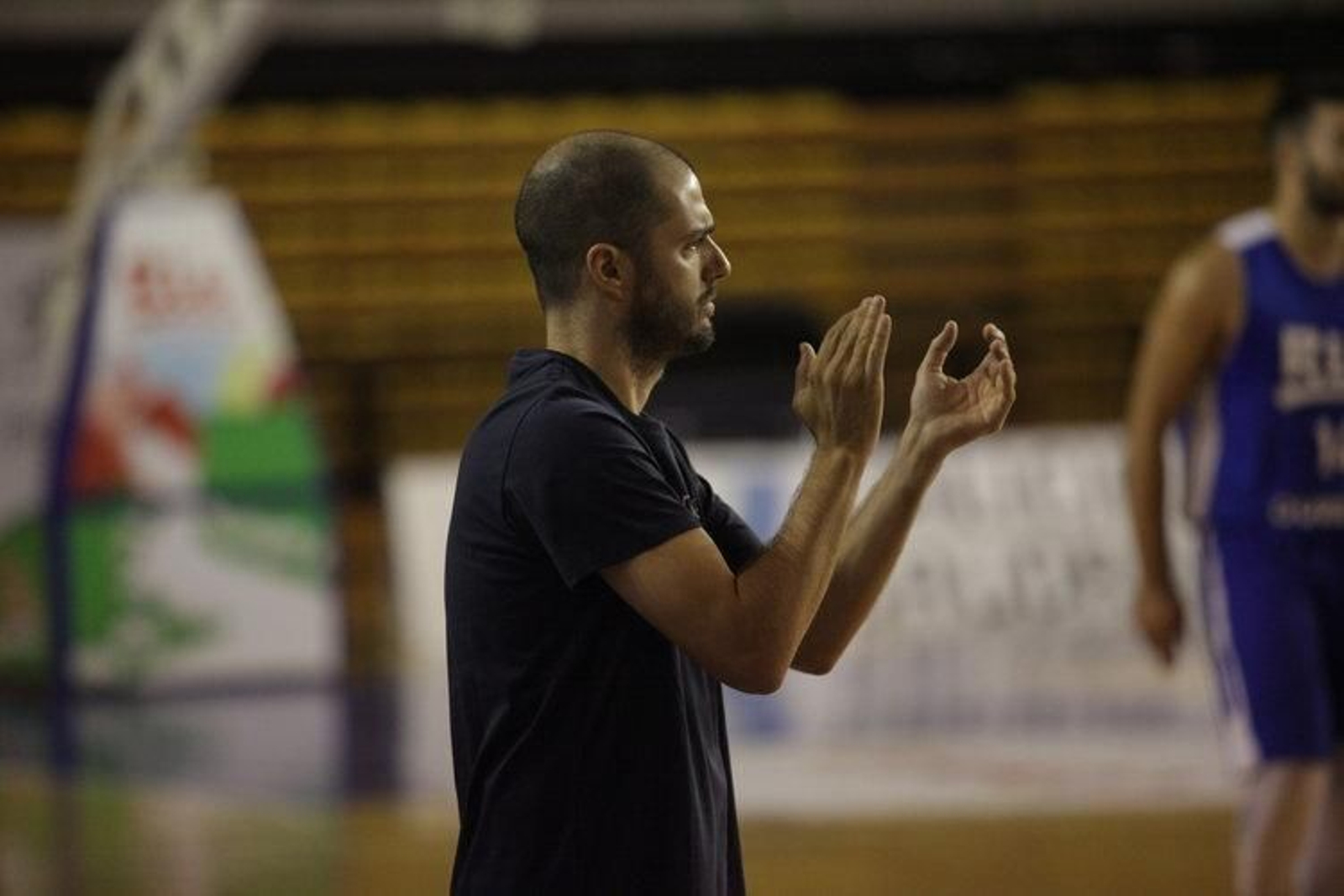 Alberto Gómez, durante la disputa del encuentro del filial ante el Aquimisa de Salamanca.