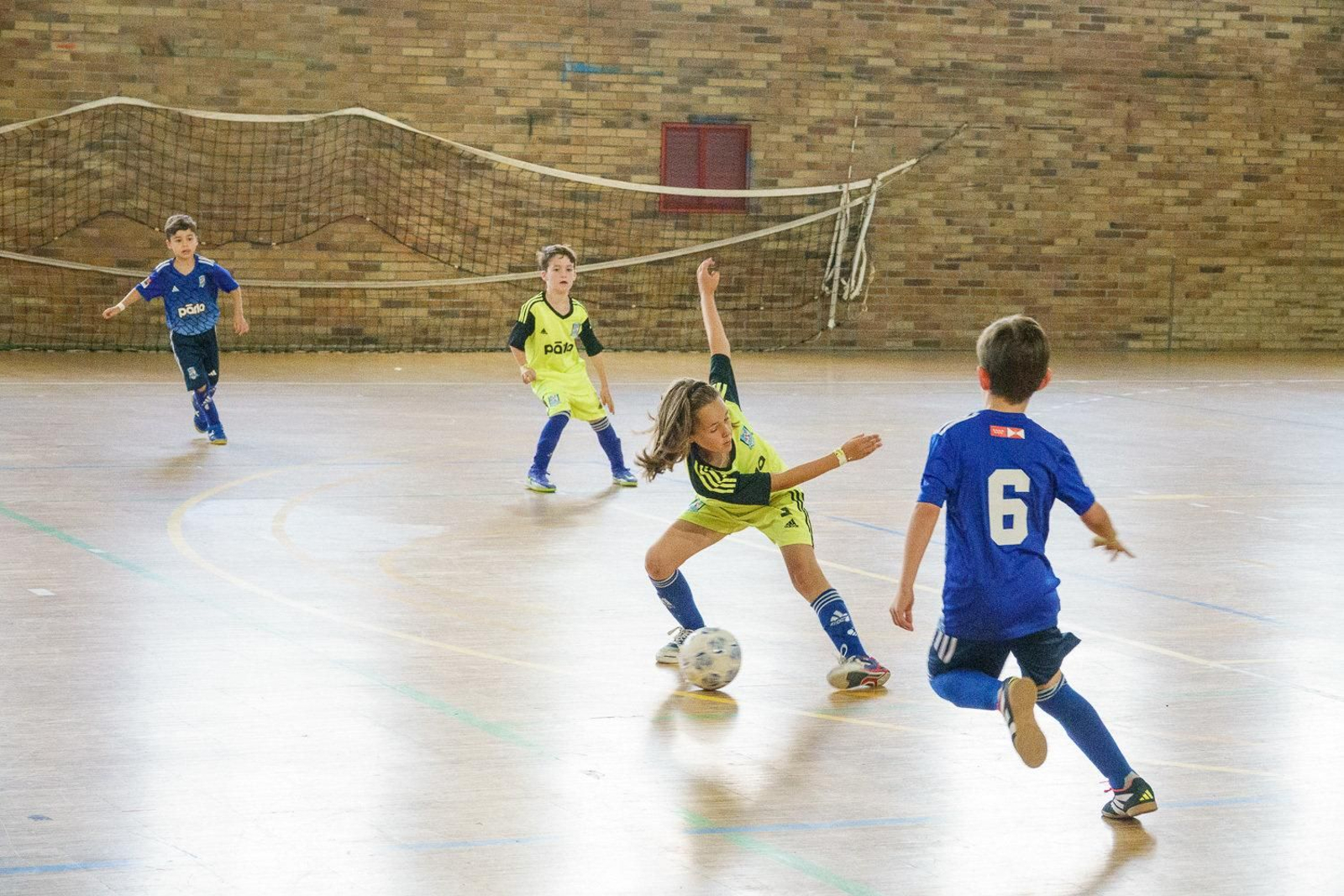 Partido de fútbol sala de la Vigo Cup en O Berbés.