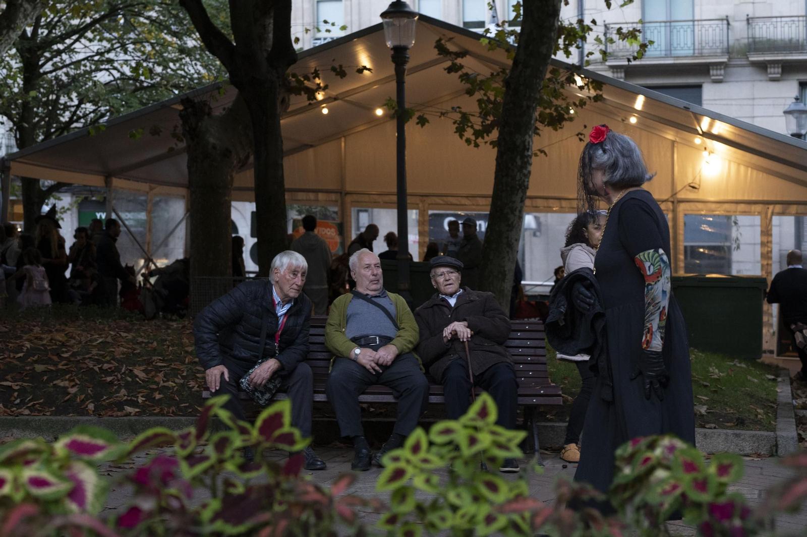 Galería | Ourense se transforma en una ciudad de miedo para celebrar Samaín