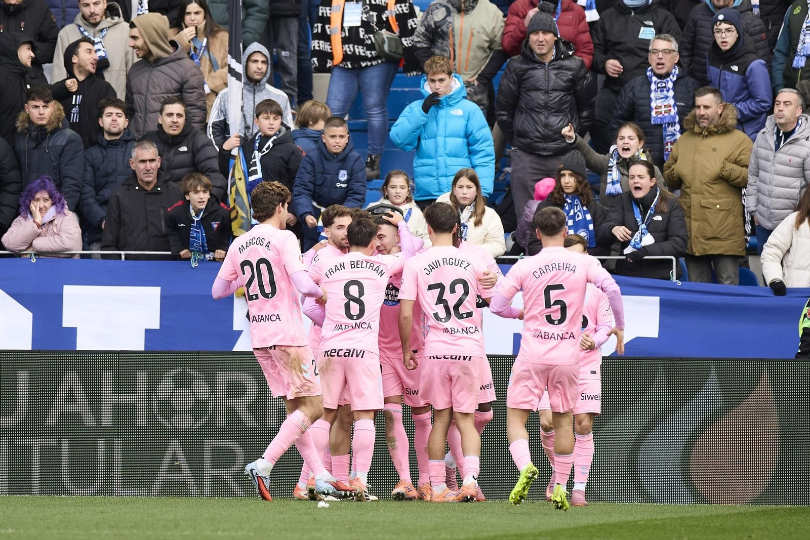 Galería | El partido entre el Alavés y el Celta en Mendizorrotza