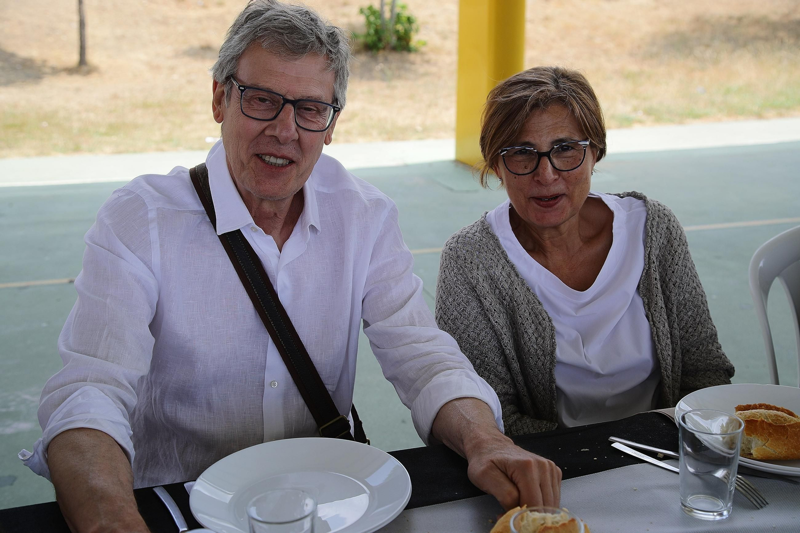 Galería | Biscoito de fariña, ovos, azucre e manteiga para celebrar a Festa da Bica en A Pobra de Trives