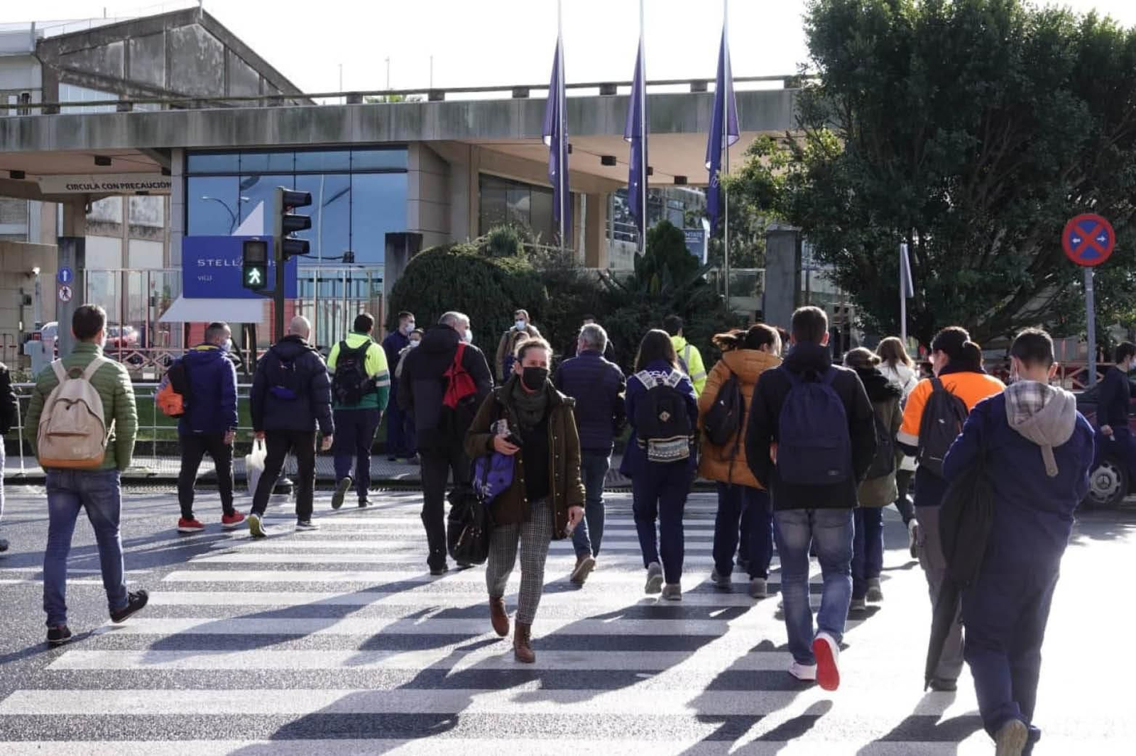 La fábrica de Stellantis retomó ayer la producción con normalidad pese al repunte de bajas laborales por covid.