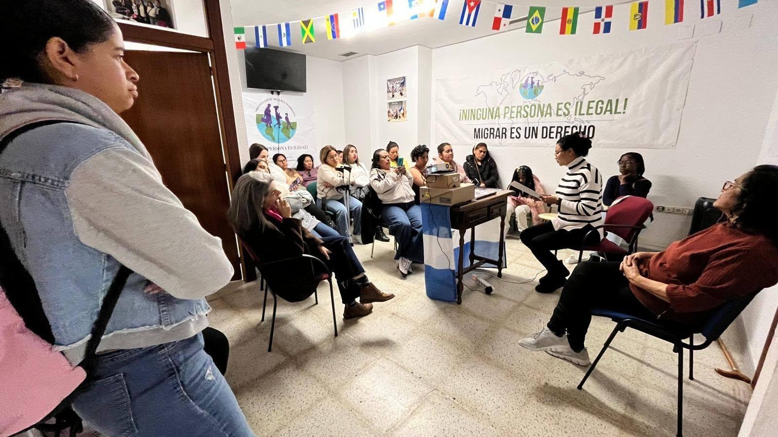 Reunión del colectivo de Mujeres Migrantes