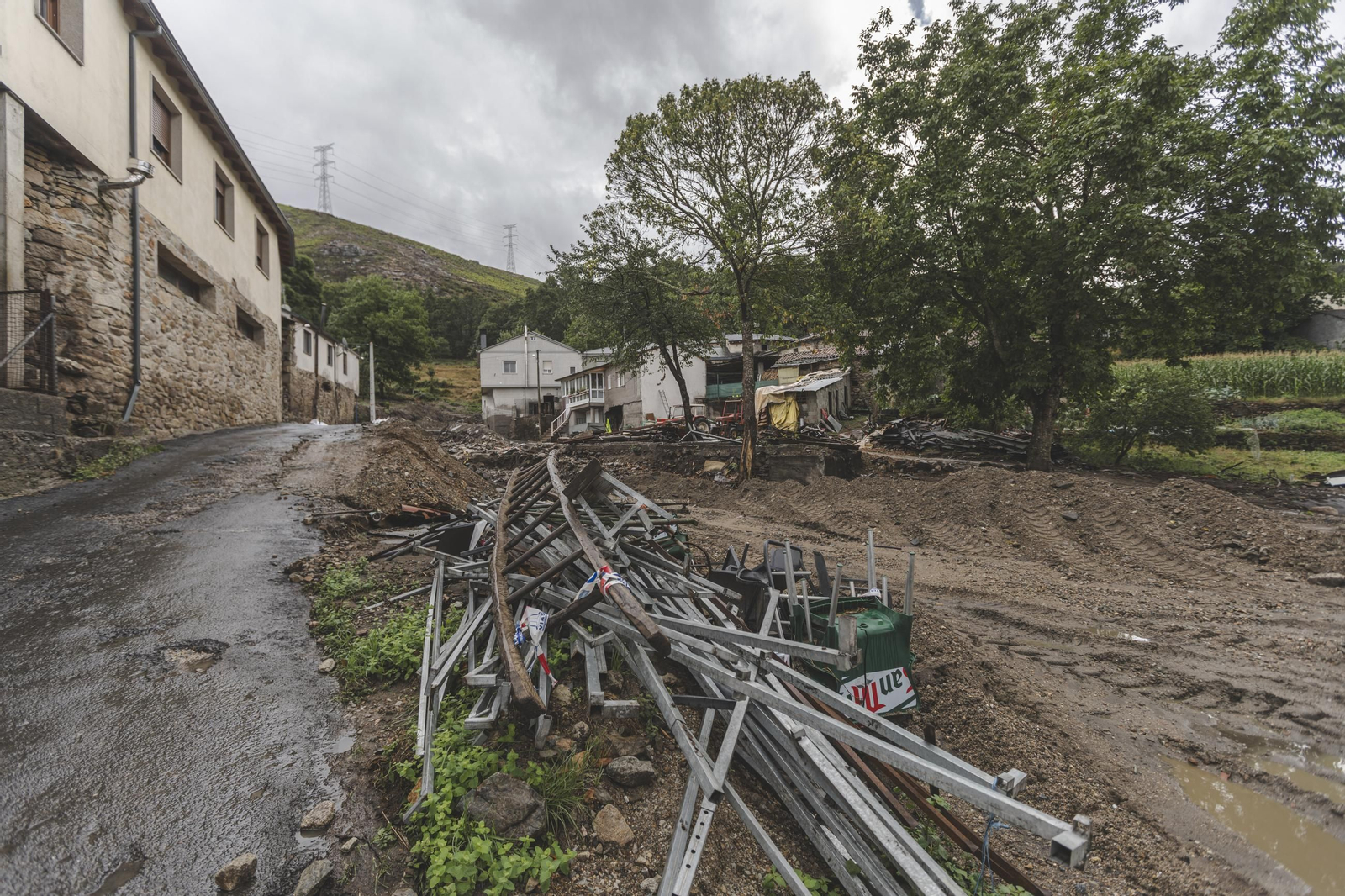 Galería | Viana do Bolo vuelve revivir las riadas de junio tras las intensas lluvias