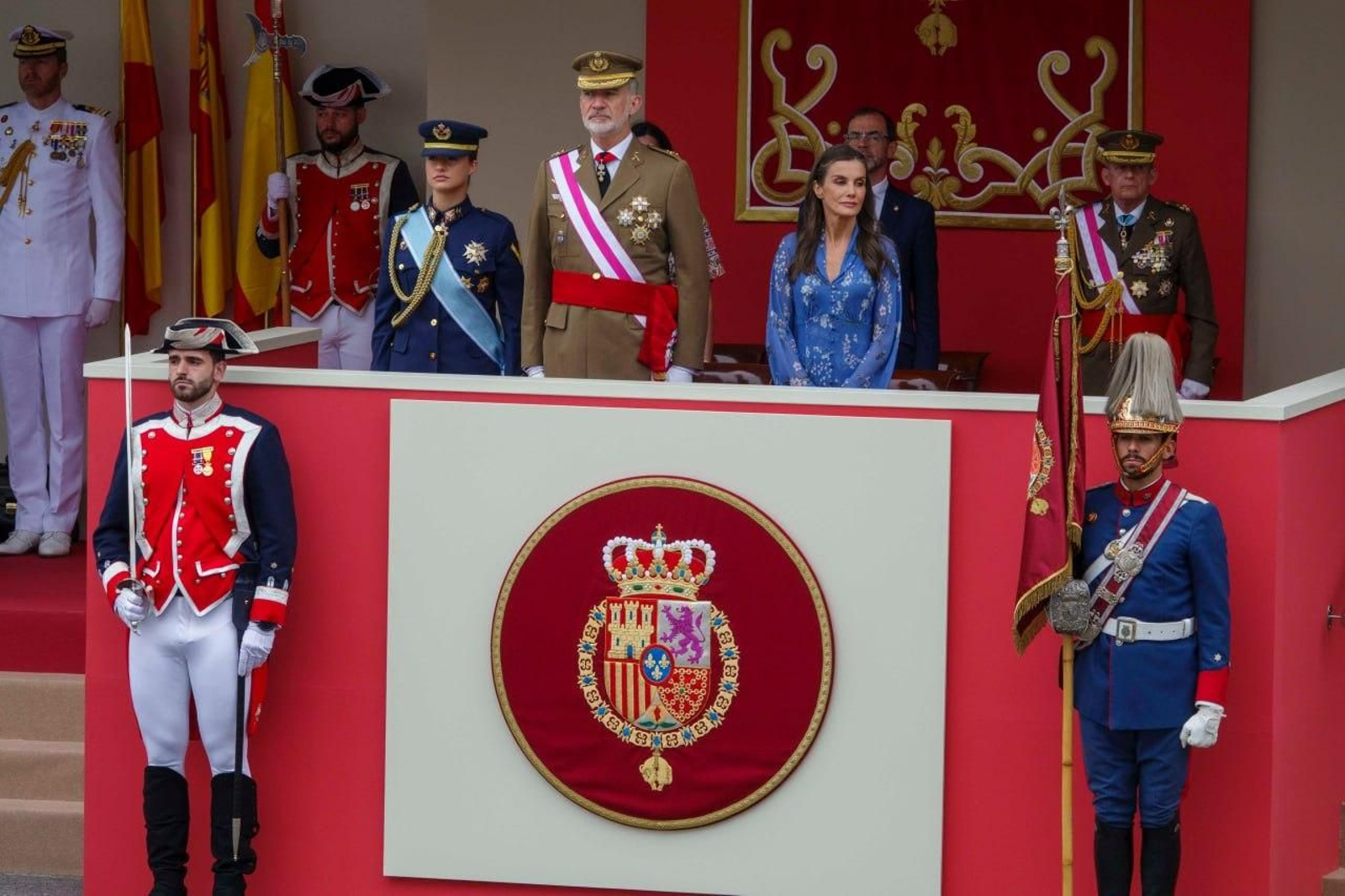 Galería | Las mejores imágenes del histórico Día de las Fuerzas Armadas en Vigo