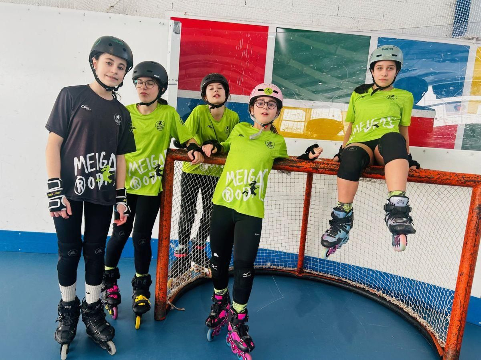 Galería | Estreno sobre ruedas de la Liga Gallega de patinaje en A Carballeira