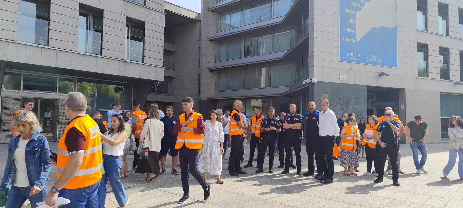 Los trabajadores del Puerto de Vigo, evacuados por un tobogán