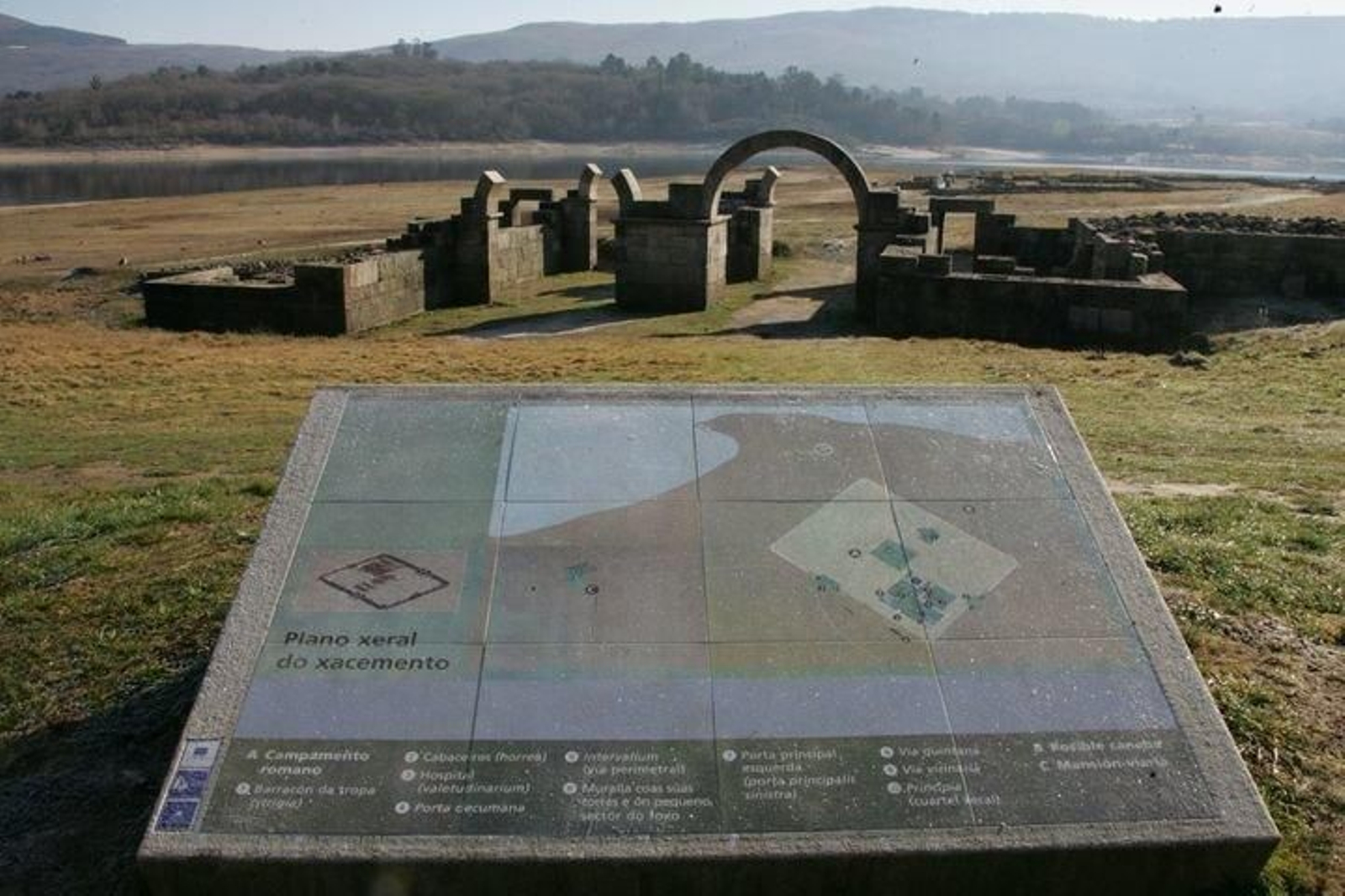 El yacimiento arqueológico Aquis Querquennis, que ya ha iniciado la incoación del expediente.