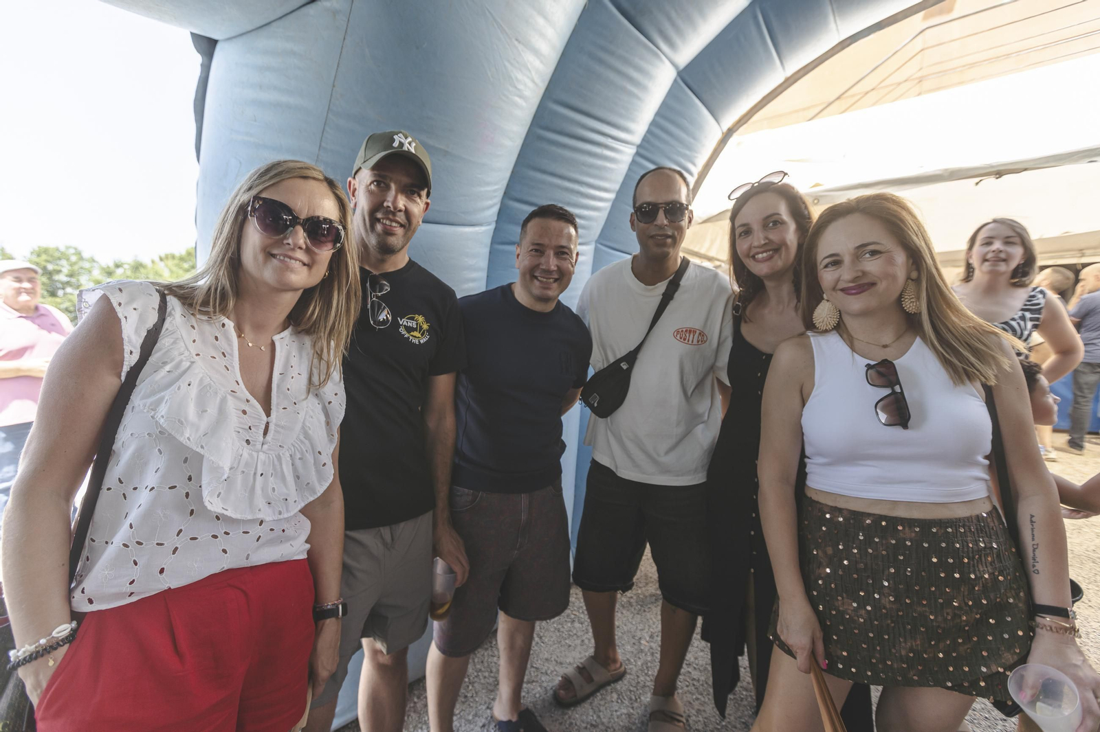 Galería | A Merca disfruta de una gran Festa do Porco ó espeto, en fotos