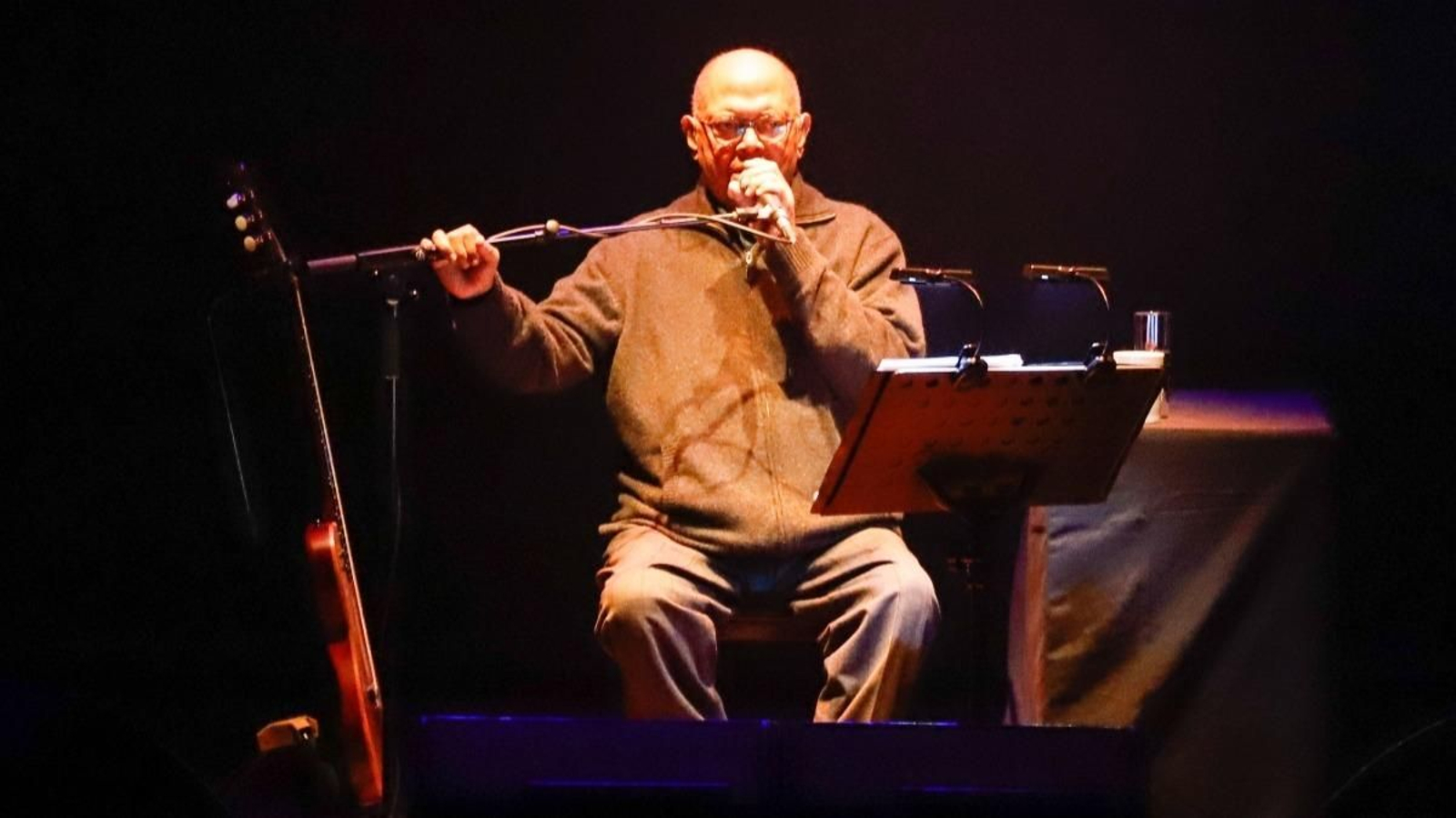 Pablo Milanés actuó ante un teatro con el aforo completo.